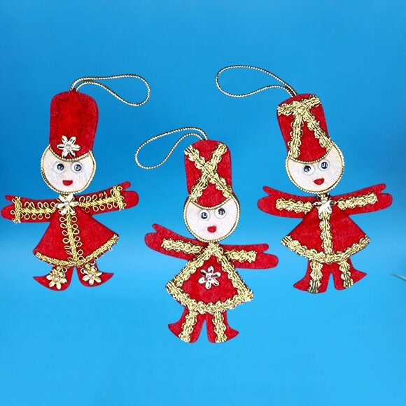 Vintage Red Felt Toy Soldier Ornaments w/ Googly Eyes & Gold Trim 1960s v1 - Picture 2 of 10
